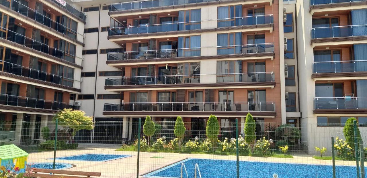Апартаменти В Помориебей Комплекс Pomorie Eksteriør billede